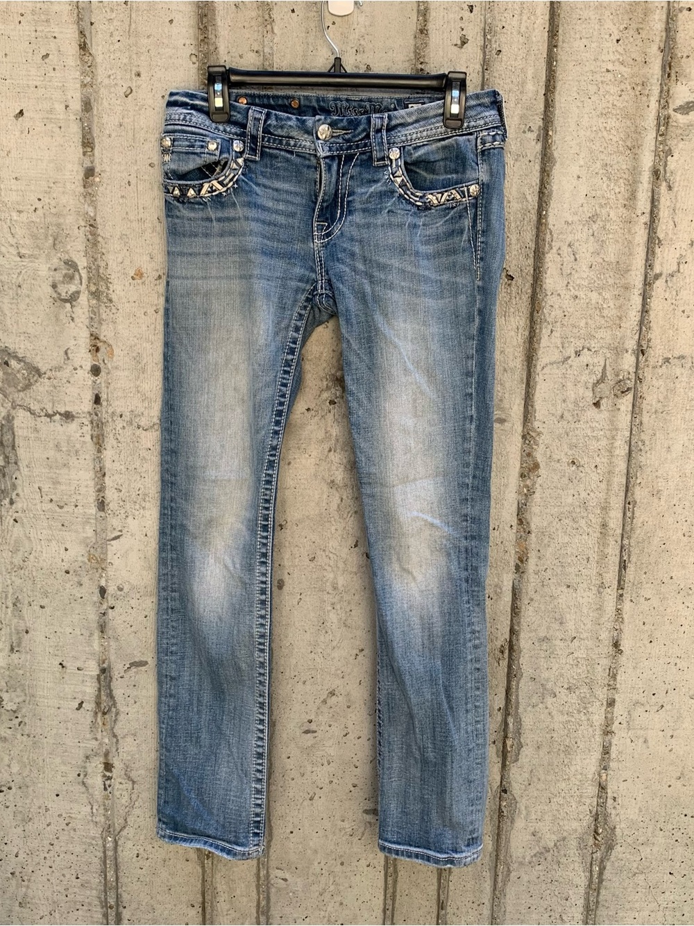 Miss Me Women's Signature Straight Leg Low Rise Embellished Rhinestone Sz 28